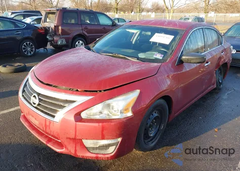 2015 Nissan Altima 2.5/2.5 S/2.5 Sl/2.5 Sv z USA, uszkodzony, nr VIN 1N4AL3AP4FC459943